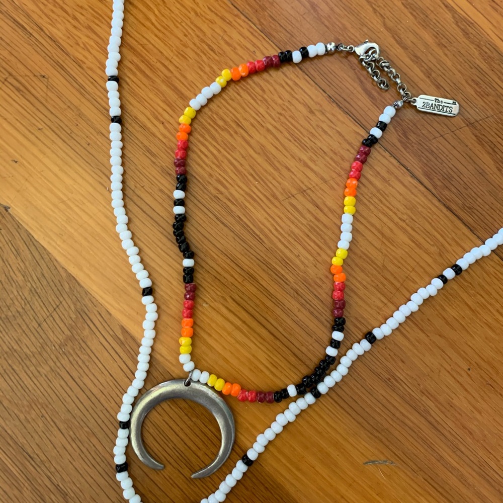 The 2 Bandits Beaded Necklace Set